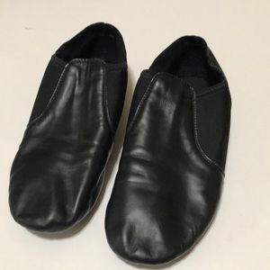 Linodes Black Slip On Jazz Shoes